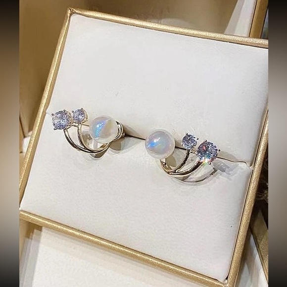 925 Sterling Silver Gold toned Faux Pearl Jacket Style earring - Picture 3 of 5